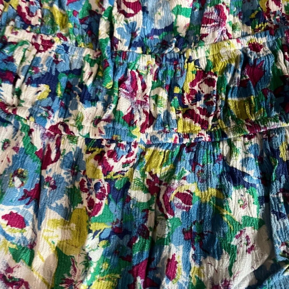 SO~VIBRANT BLOUSE~SEXY FLORAL~ - Picture 13 of 13